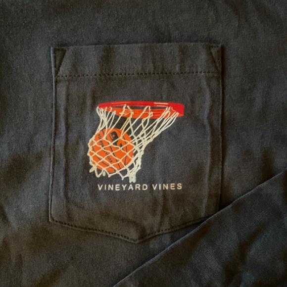 Vineyard Vines Boys Long Sleeve Tee - Navy basketball design. Size large. EUC - Picture 3 of 3
